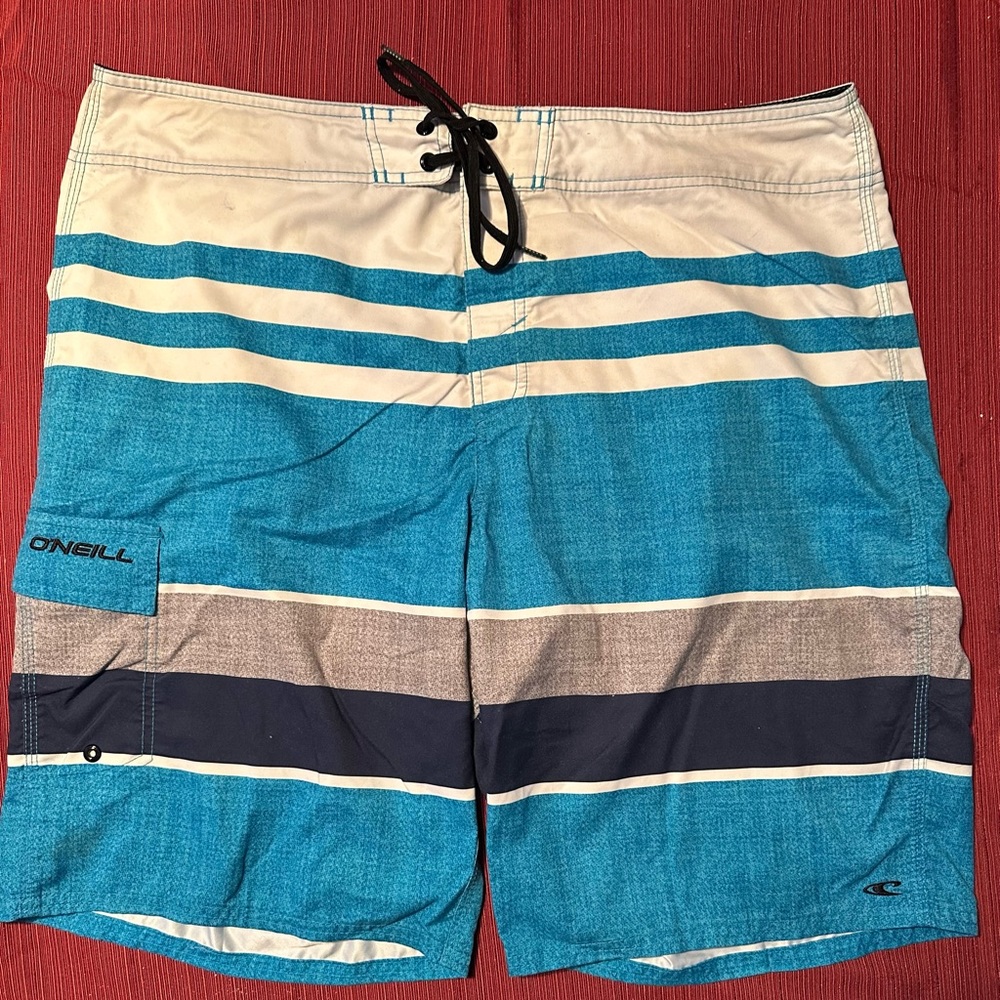 Oneil like new board shorts 38"